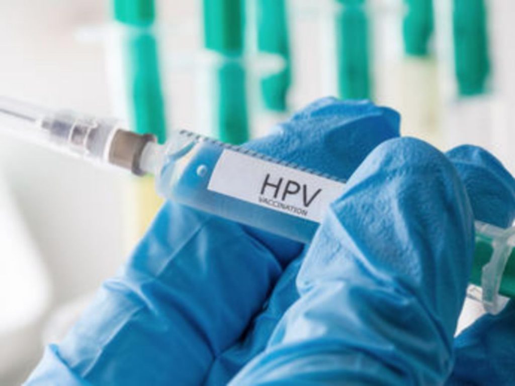Virus HPV lây qua đường nào? Con đường phổ biến nhất là gì?