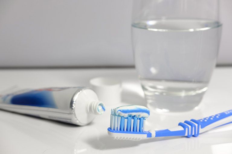Cần lưu ý gì khi thu mẫu bàn chải đánh răng để tiến hành xét nghiệm ADN?