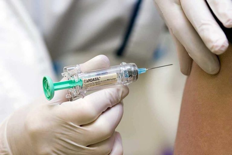 Có đủ vắc-xin HPV để tiêm cho phụ nữ 27 tuổi không?
