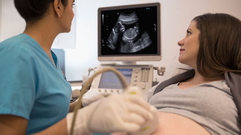 Sàng lọc dị tật ở từng giai đoạn mang thai