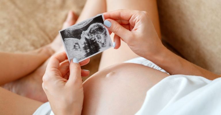 Sàng lọc dị tật thai nhi 3 tháng cuối có an toàn không?
