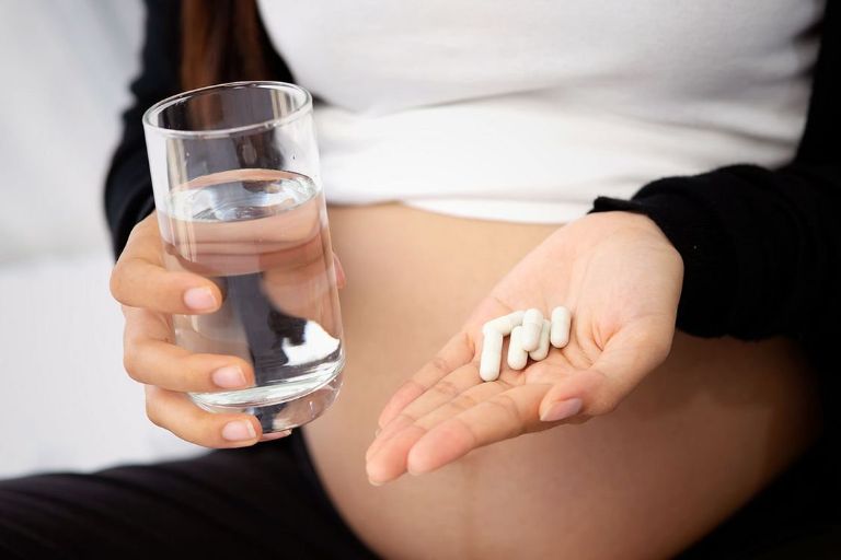 Lưu ý khi sử dụng thuốc hỗ trợ chống dị tật cho thai nhi